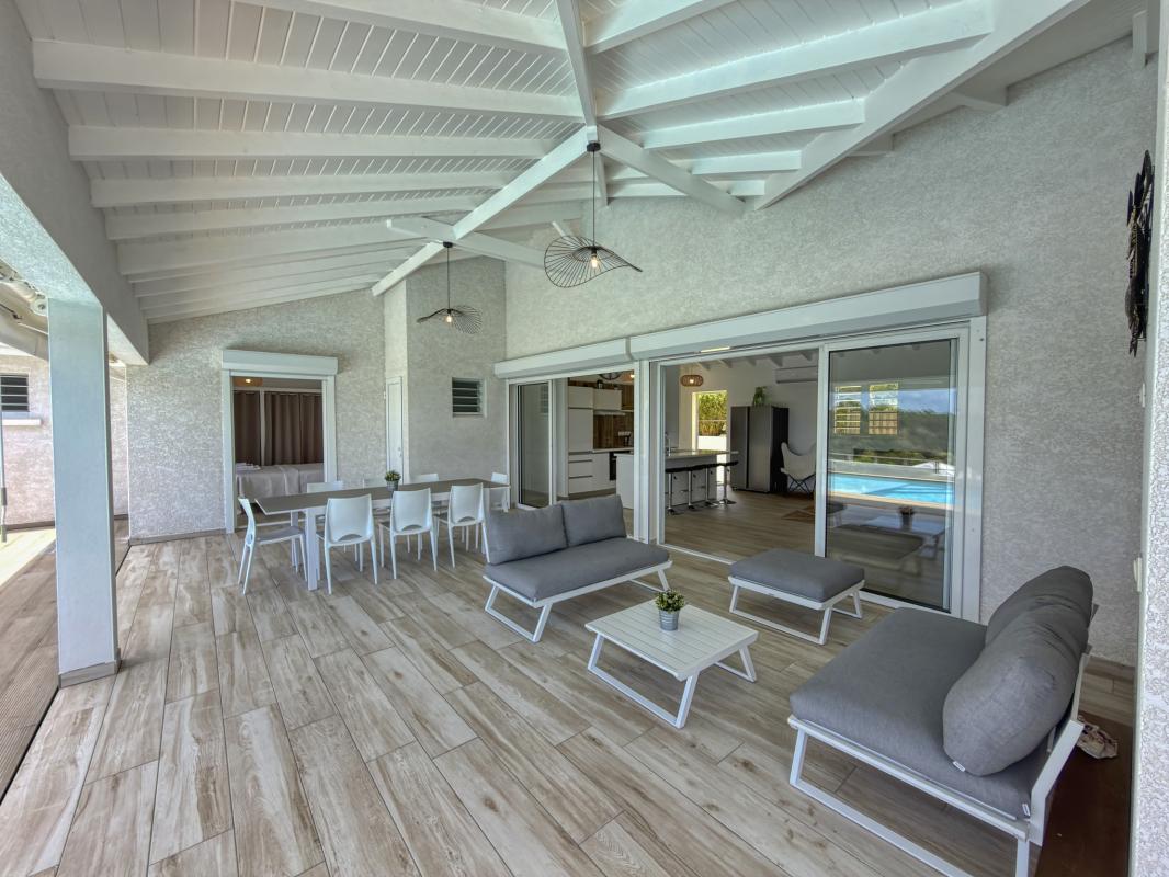 8.Location villa 3 chambres piscine vue mer Le Gosier Guadeloupe